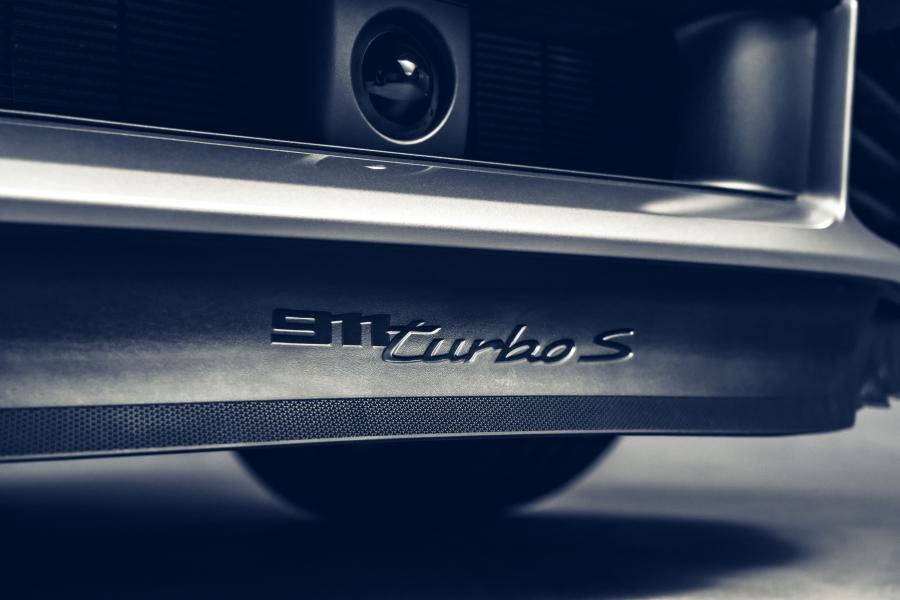 Детали экстерьера Porsche 911 Turbo S (992) 2020 года  (WW) (фото 29 из 49)
